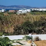 Sophi's L & Agia Anna (Naxos)