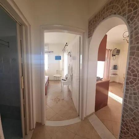 Sophi's L & Айя-Анна