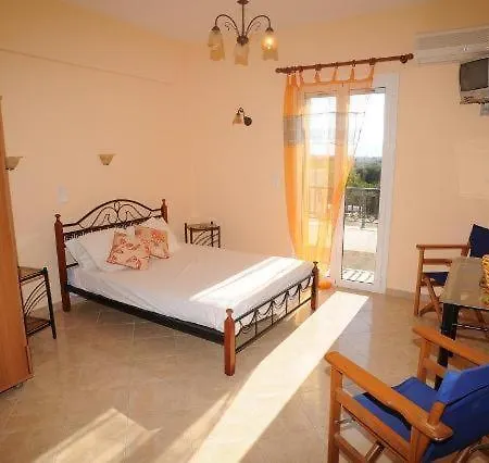 Sophi's L & Апартаменты