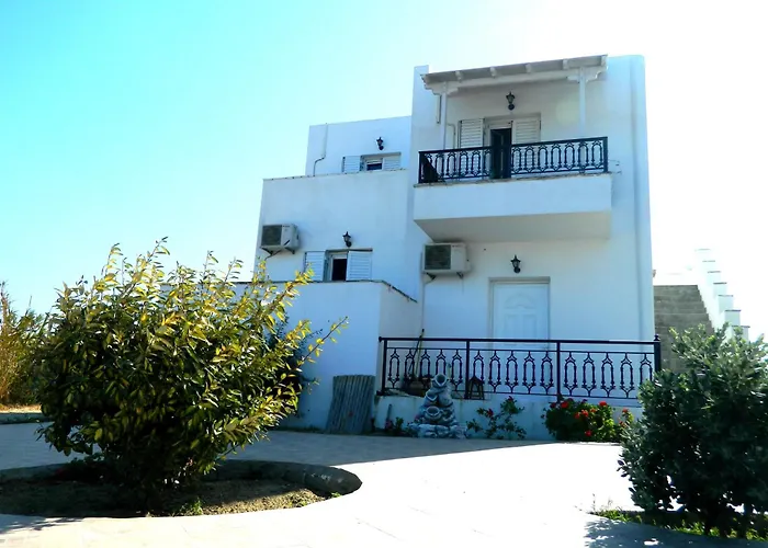 Sophi's L & Apartment Agia Anna (Naxos)